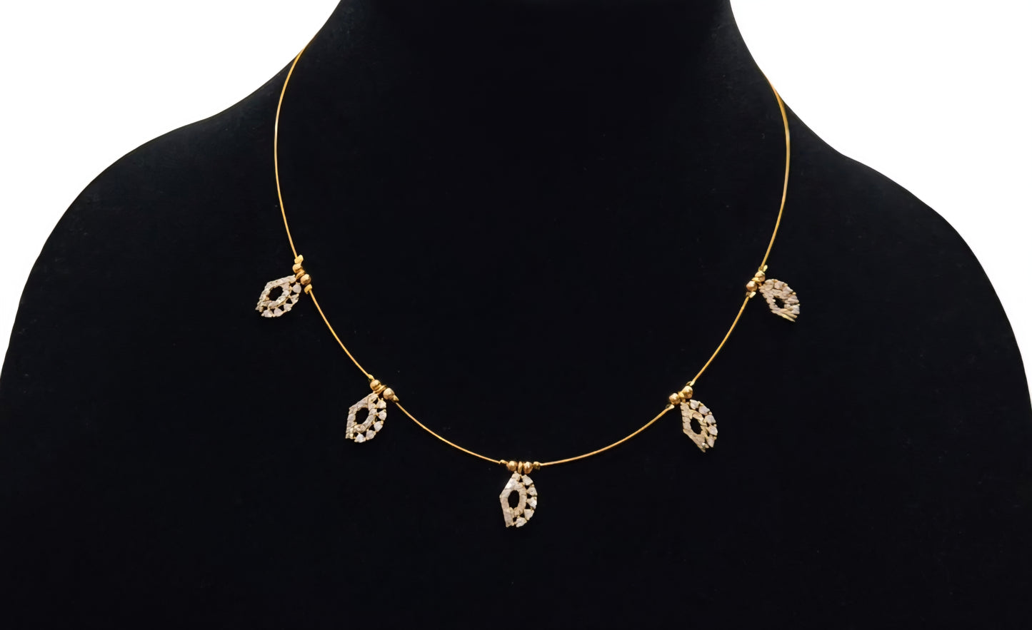 Antique pendents invisible necklace - Clear