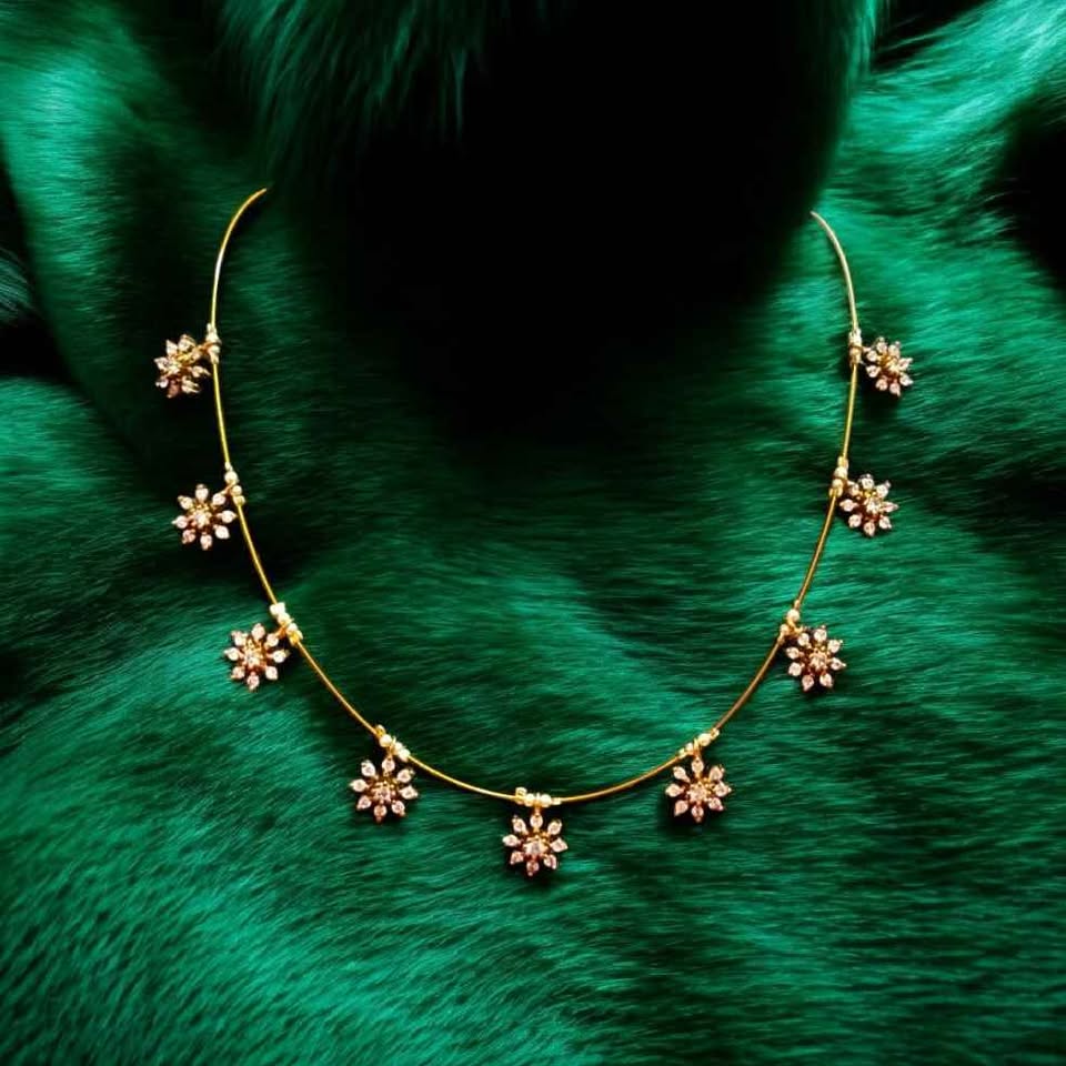 Handmade Flower Pendant – Invisible Necklace for Everyday Elegance