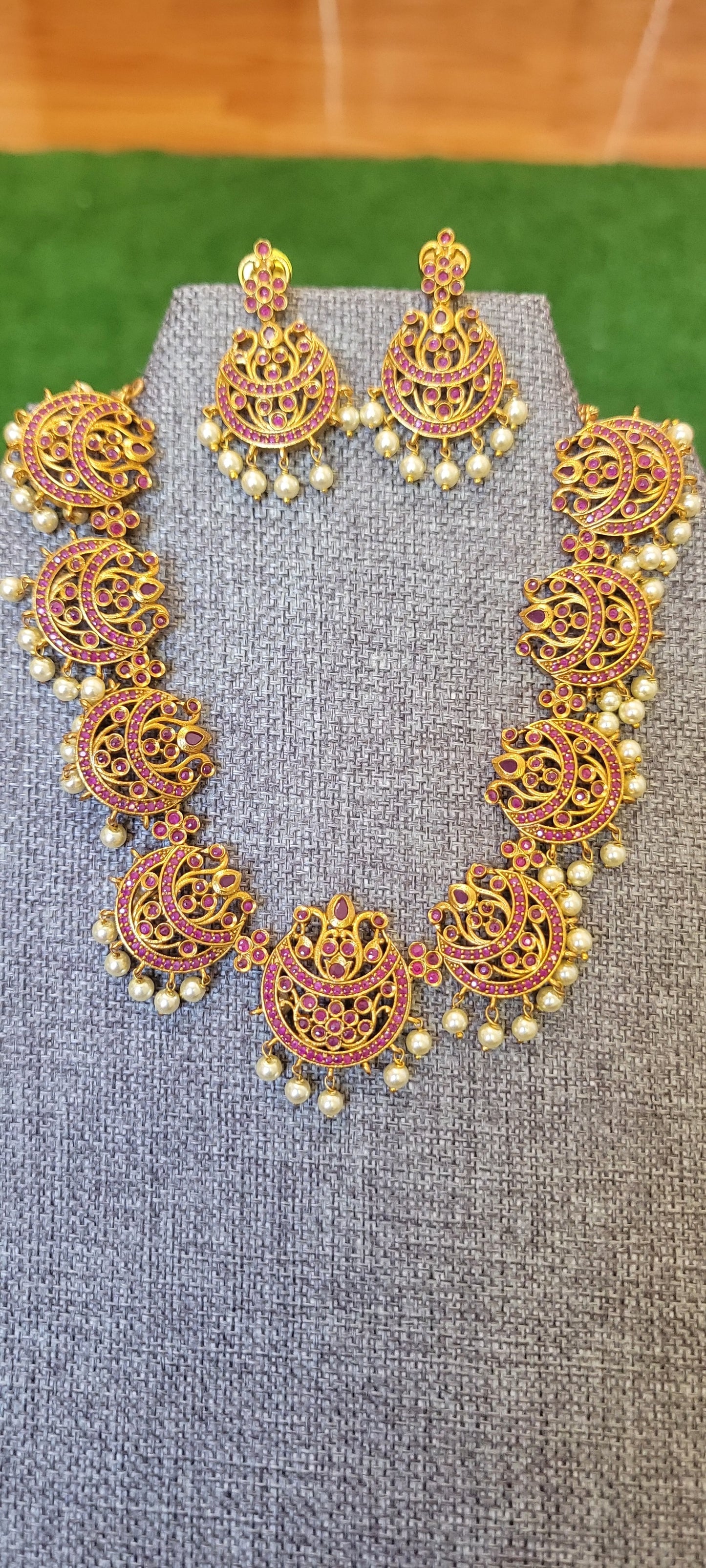 Necklace set with Earings