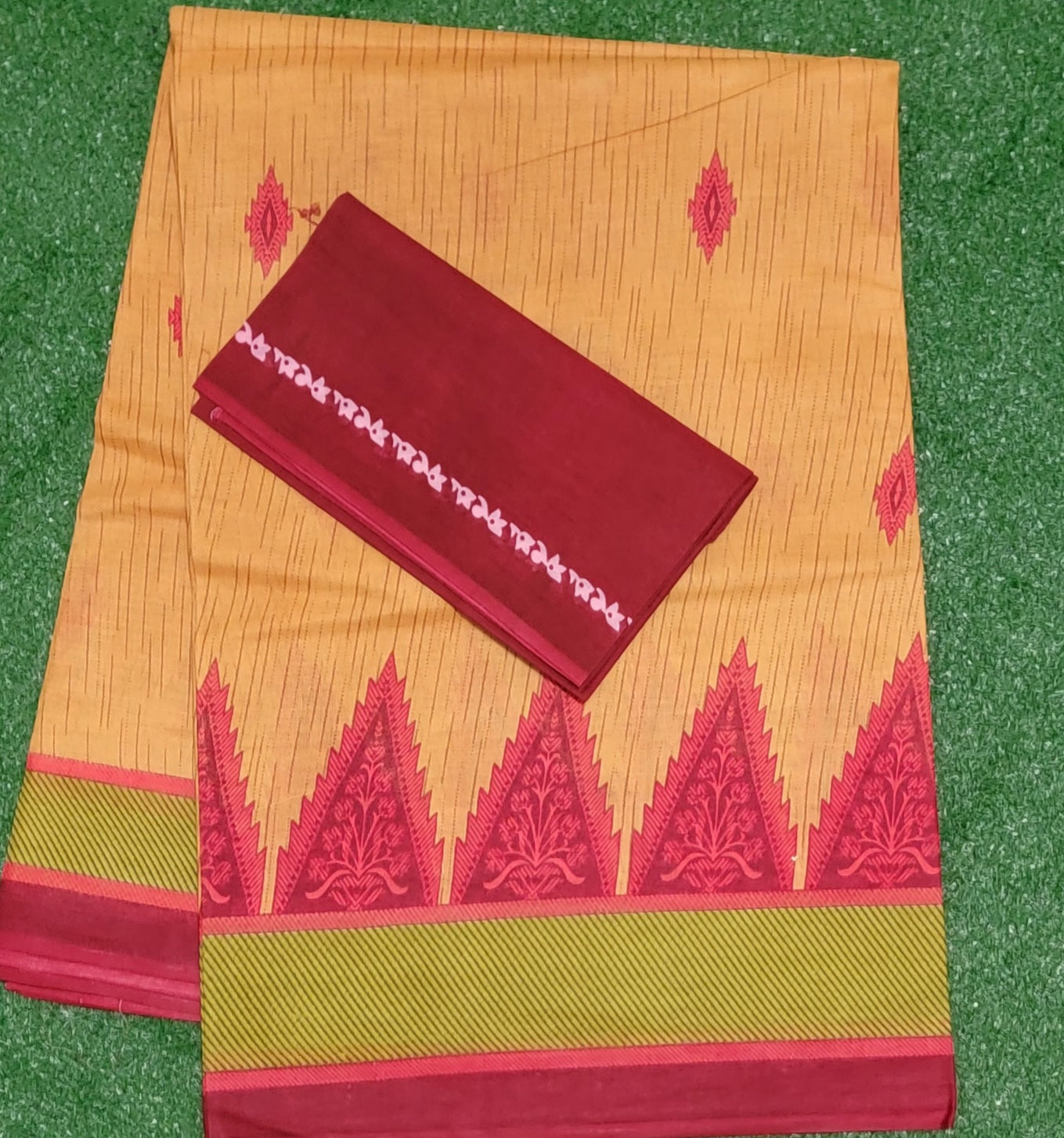 Pure Cotton Sarees with blouse piece