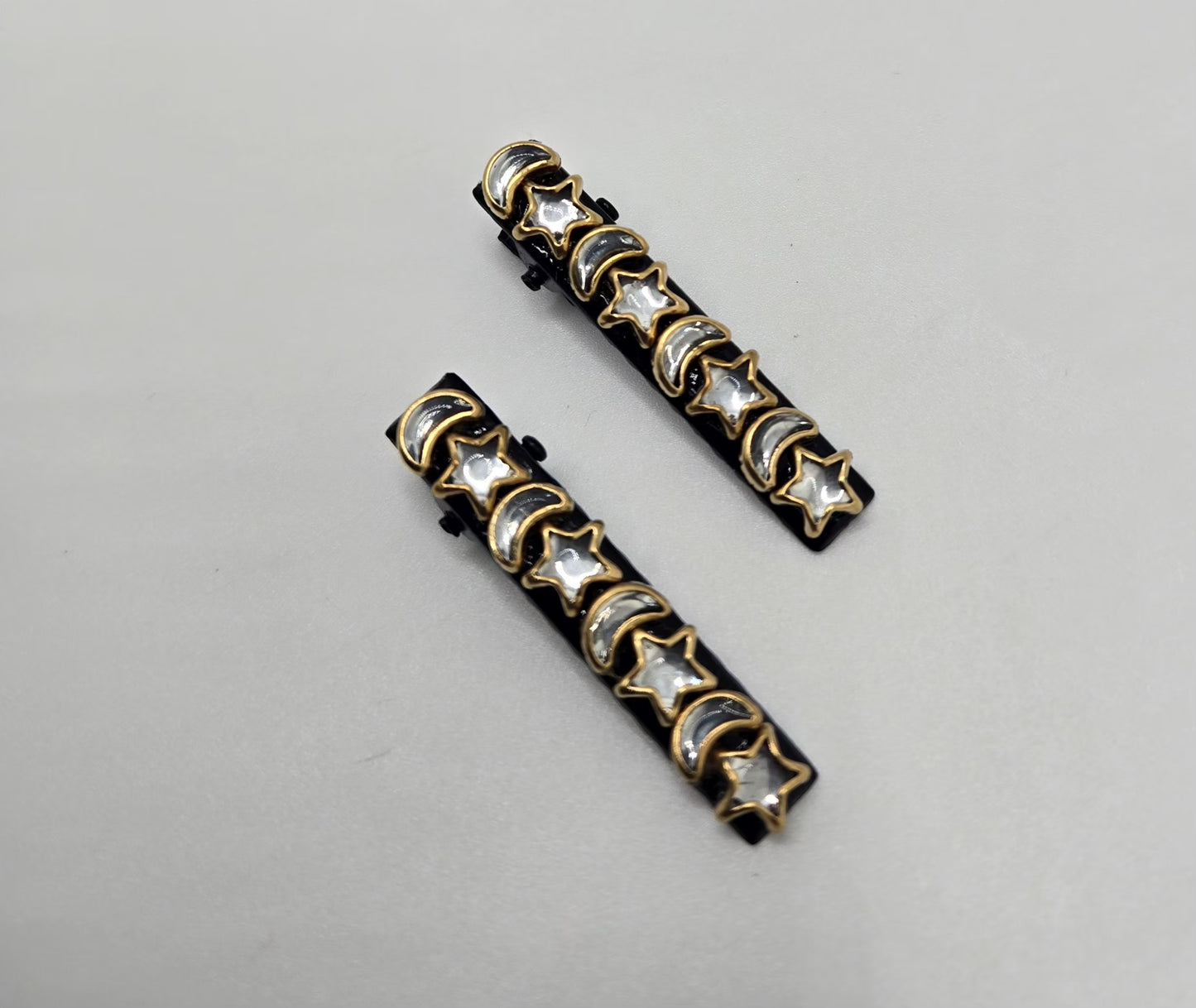 Kids aligator hair clips