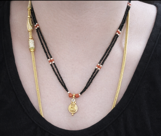 Most trending vintage style black beads with corals