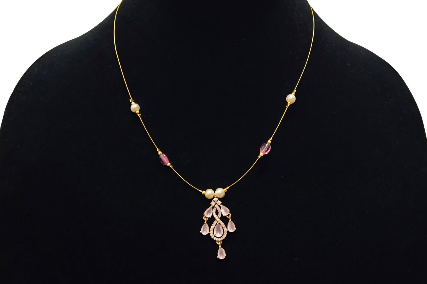 Beautiful invisible necklace in unique design